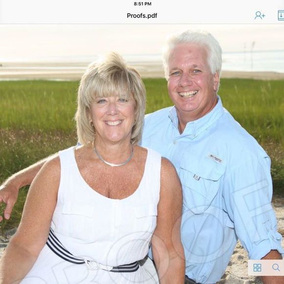 Meet your Posher, Stephanie - Picture 1 of 7